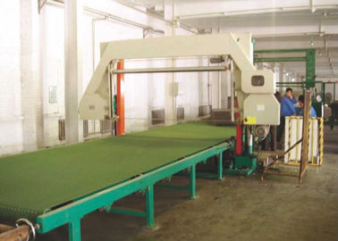 เครื่องตัดโพลีสไตรีน CNC ความหนาแน่นสูงและต่ำพร้อมโต๊ะ 6 เมตร